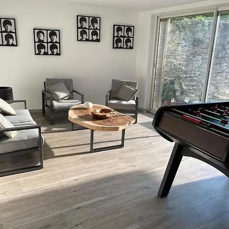 Maison De Ville, Spacieuse Et Cosy *