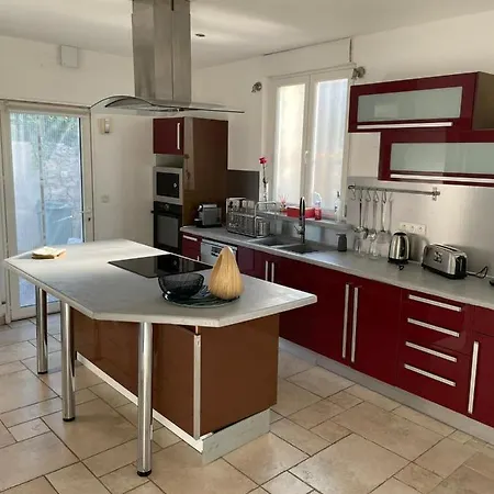 Maison De Ville, Spacieuse Et Cosy * Montélimar